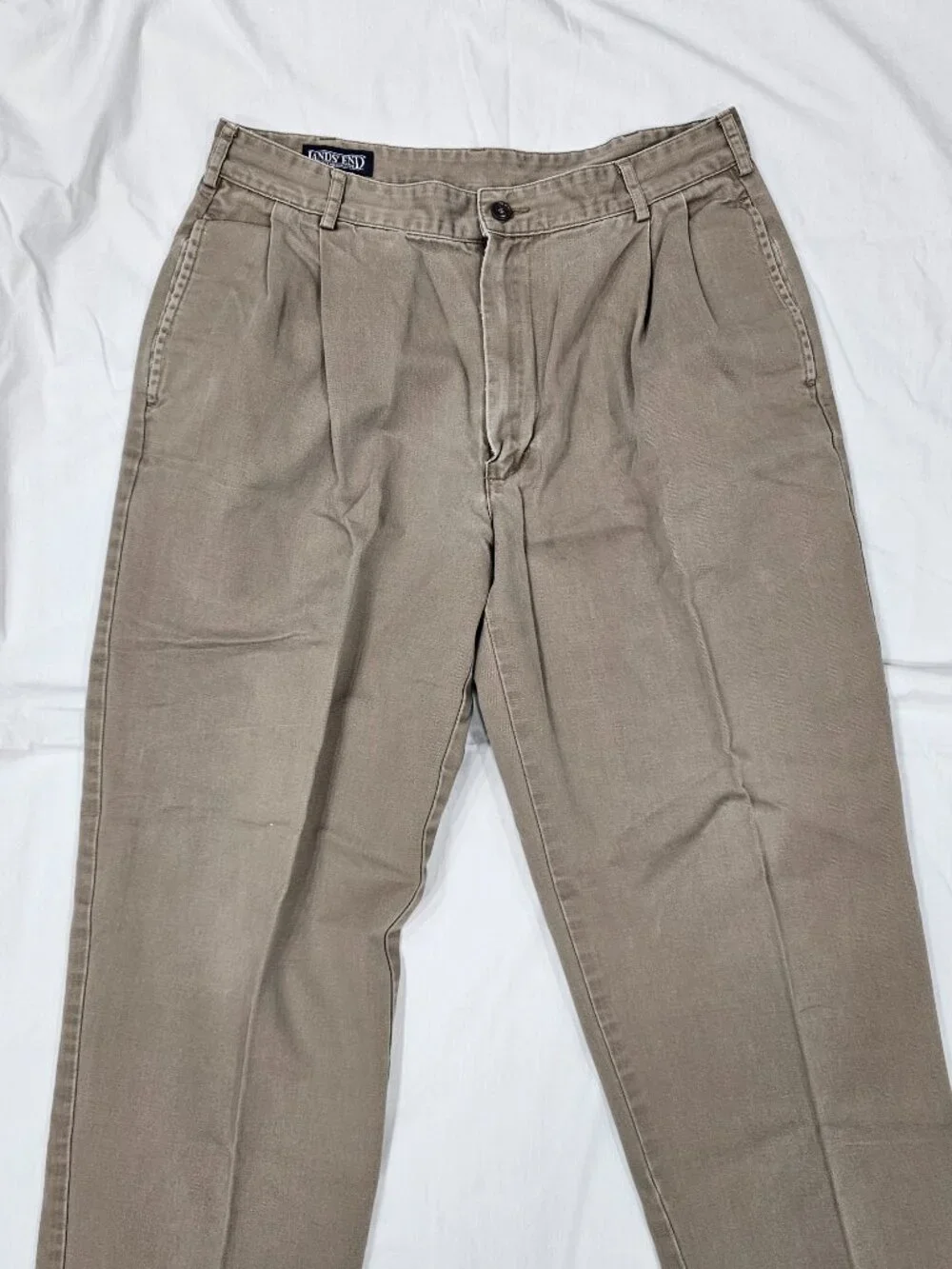 Lands' End pleated front cuffed chinos in khaki size 32 waist and 27 inseam